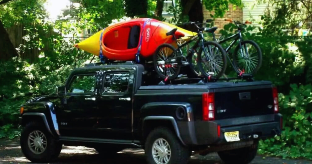 Managing Fuel Stops and Breaks While Transporting a Kayak